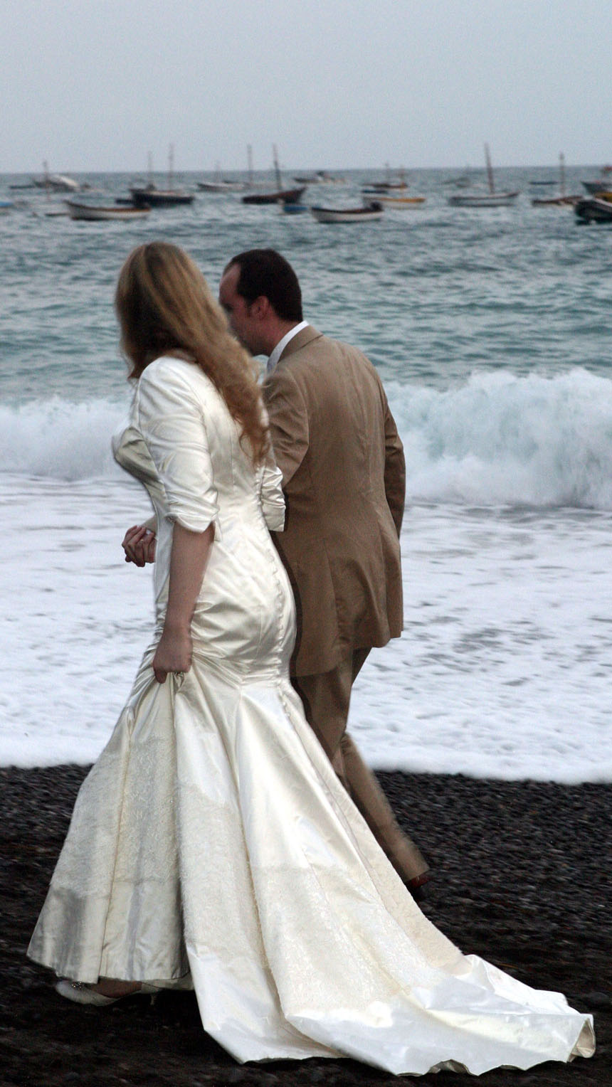 silk duchess satin for an Italian wedding
